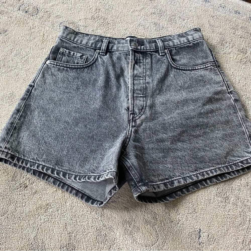 & Other Stories Acid Wash Jean Shorts 6 Dark Gray Black Denim High Waist Cotton